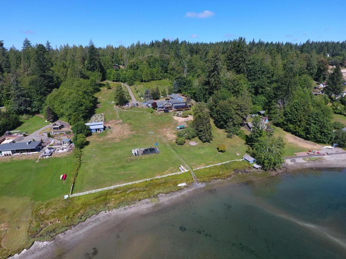 Oceanfront Studio/Loft: Alpacas, Oysters & Kayaks เชลตัน ภายนอก รูปภาพ
